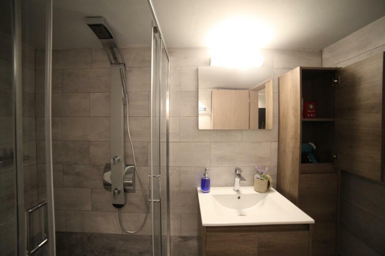 Apartmán Ports Crossroad B Pireus Exteriér fotografie